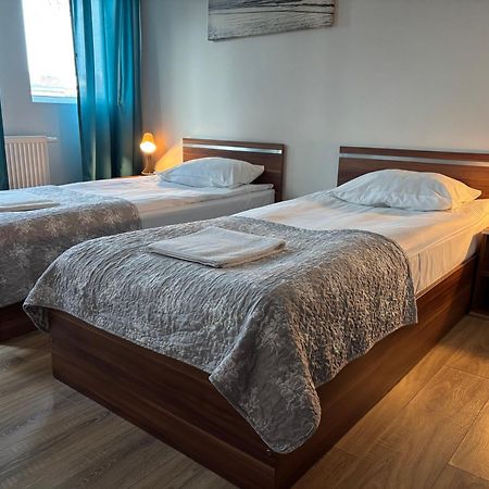 M&A Guest Rooms Łomża エクステリア 写真