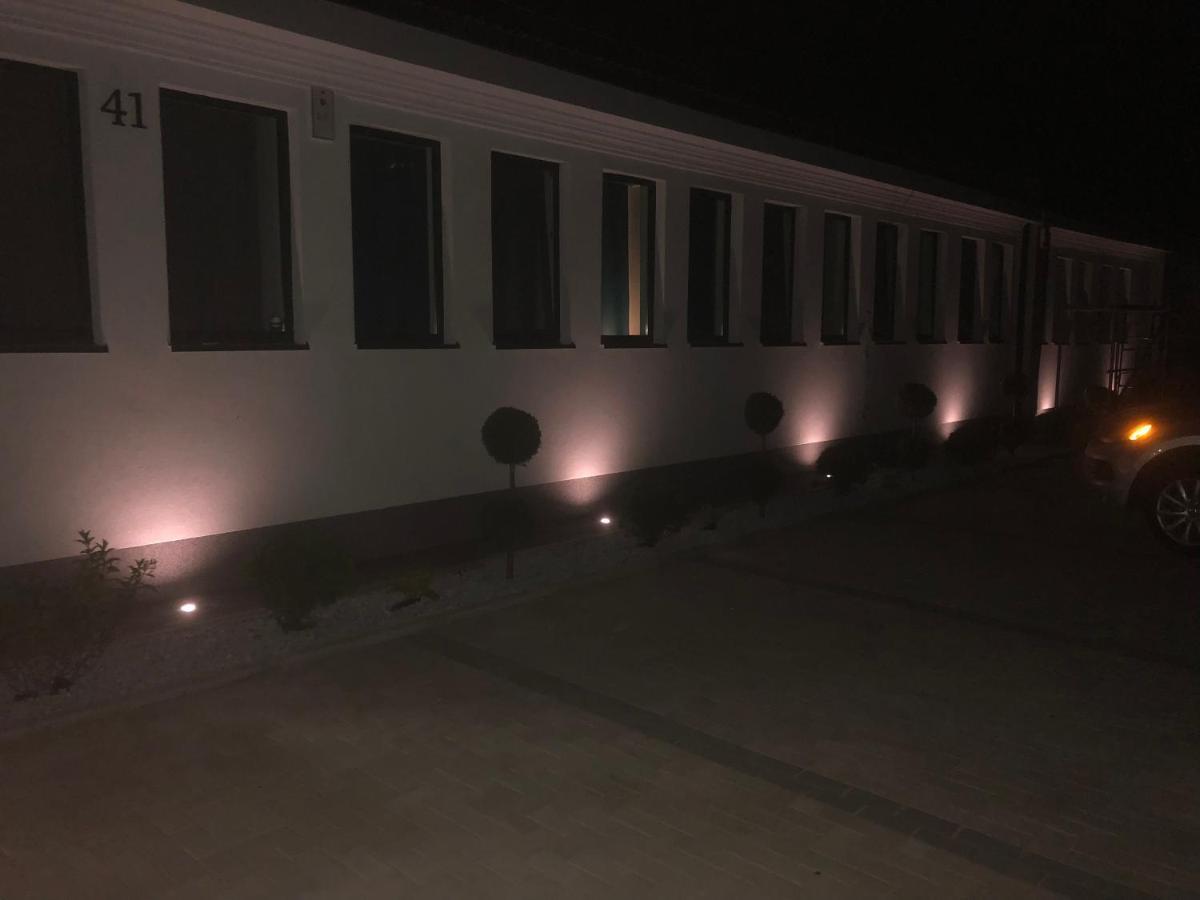 M&A Guest Rooms Łomża エクステリア 写真