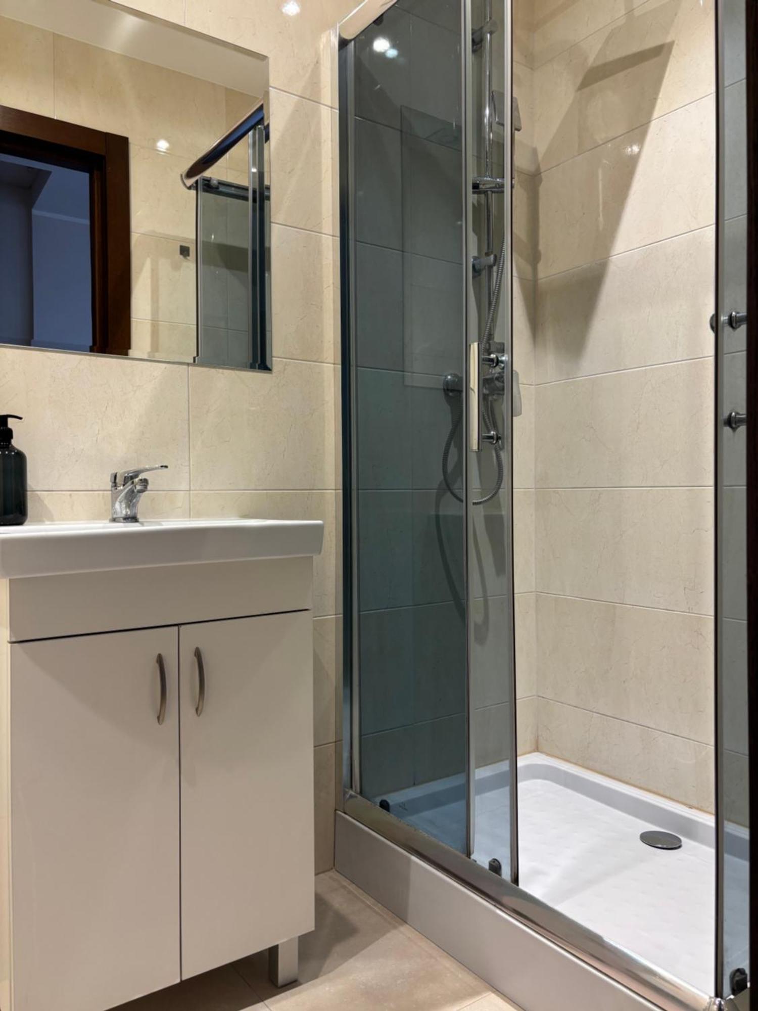 M&A Guest Rooms Łomża エクステリア 写真