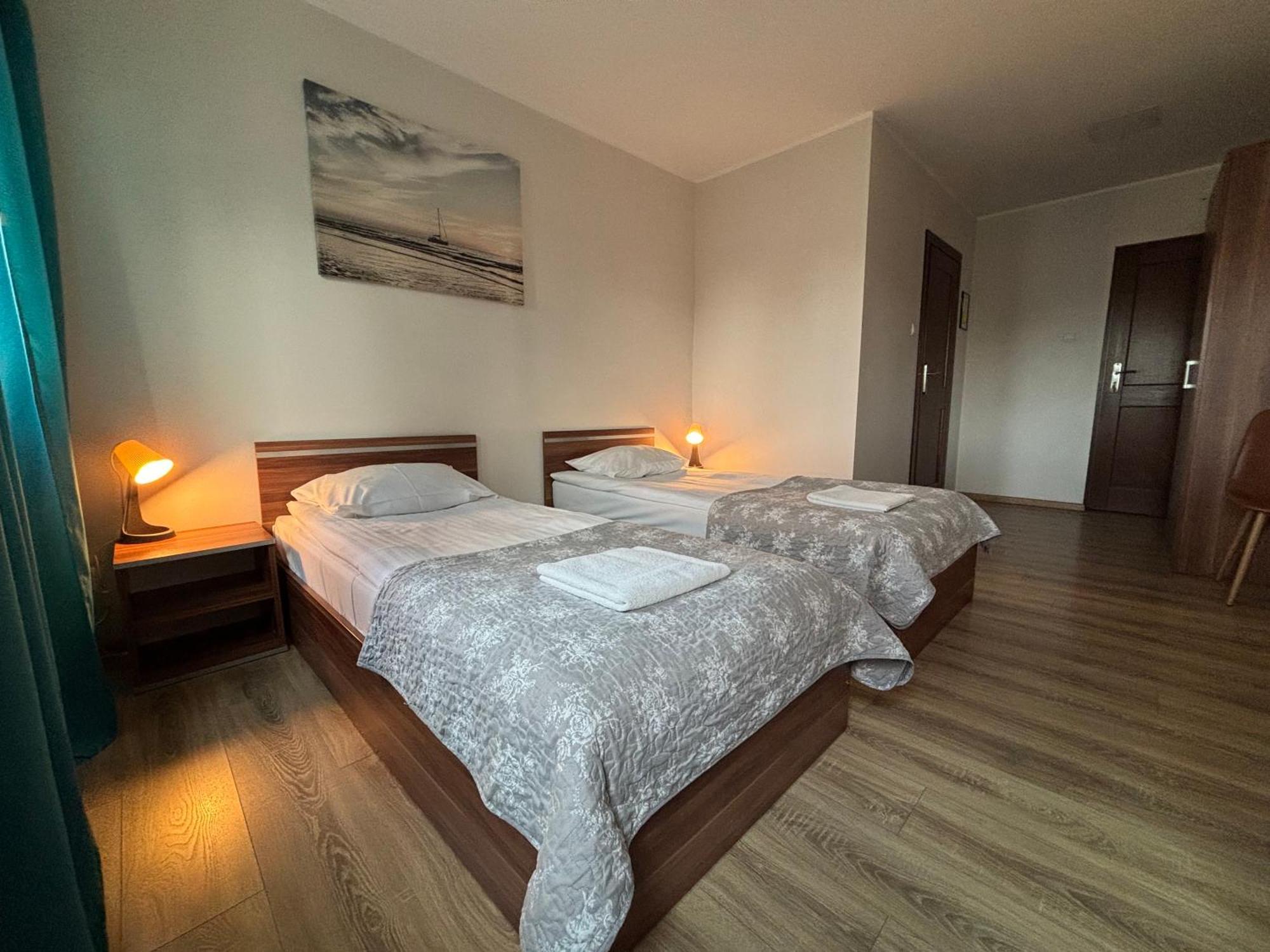 M&A Guest Rooms Łomża エクステリア 写真