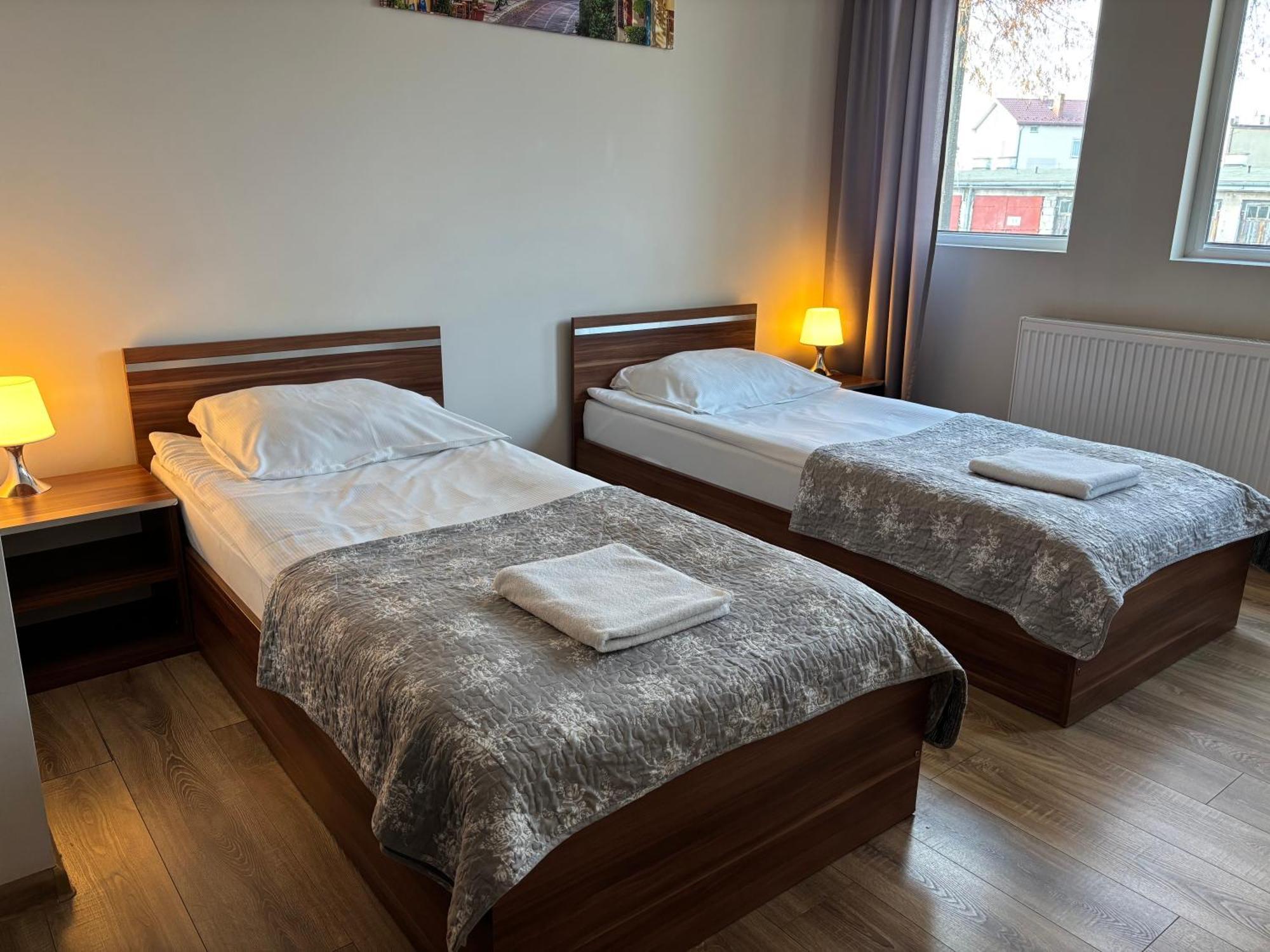 M&A Guest Rooms Łomża エクステリア 写真
