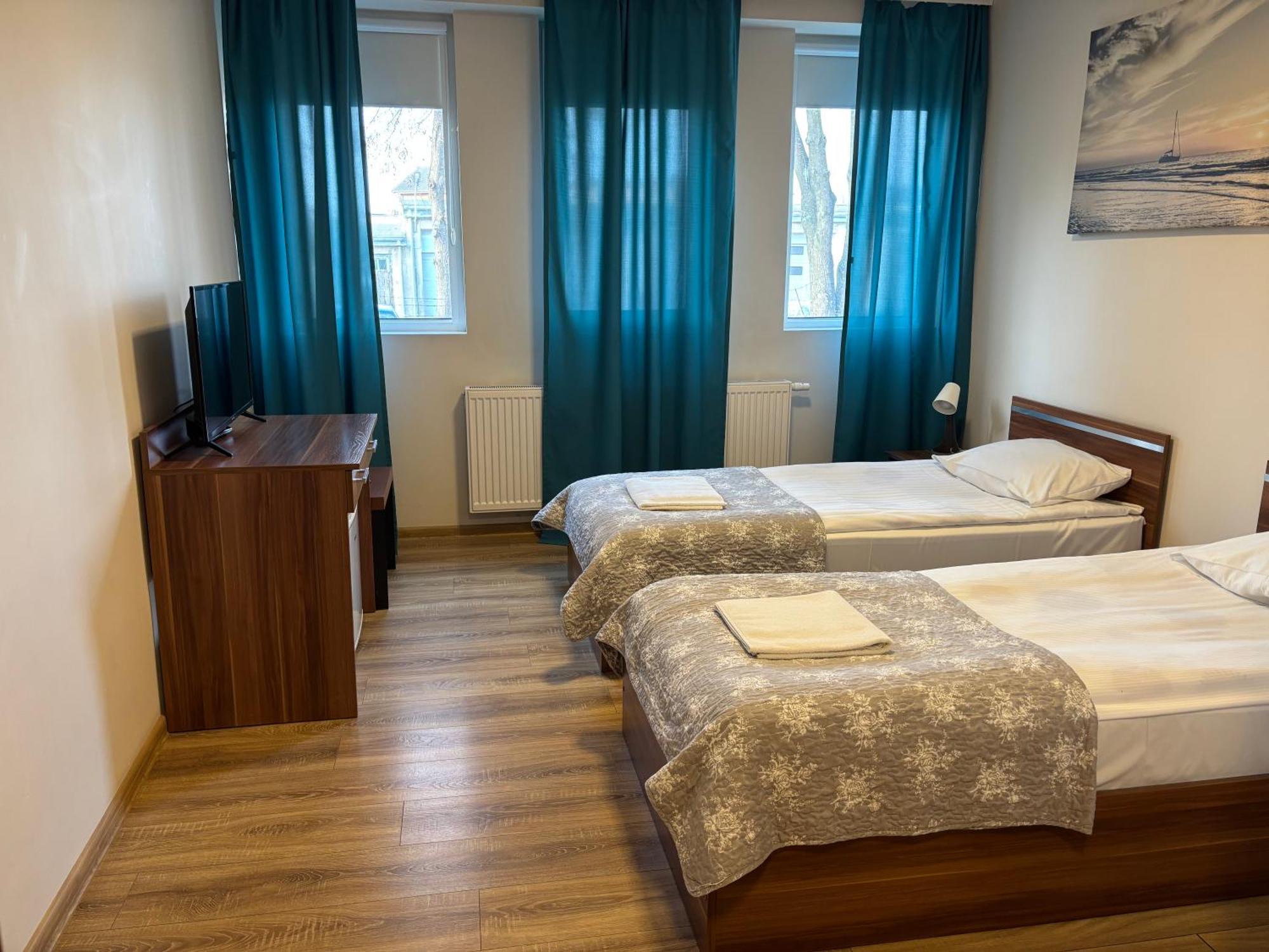 M&A Guest Rooms Łomża エクステリア 写真